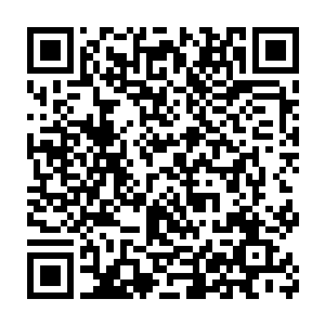 看着下面一片幽深的海洋――大海永远都不是一个多么平静的地方二维码生成