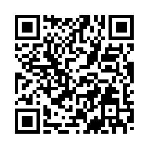 看着他的眼睛里却满含深情与不舍二维码生成