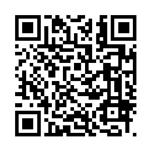 看着位于外院商业中心街道中央地段二维码生成