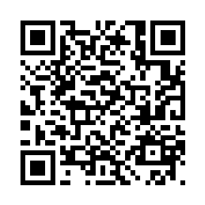 看着大海上因为海水蒸发形成的漩涡二维码生成