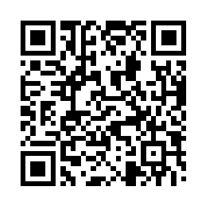 看着它在海面上显得渺小的船体随波起伏二维码生成