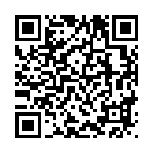 看着已经回到自己位置上的狄安妮二维码生成