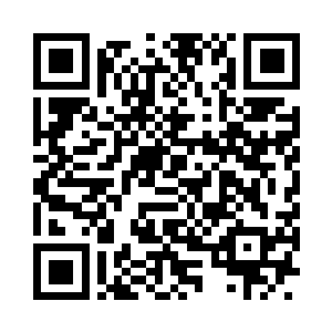 看着旁边的助理眼镜都差一点的掉落地上面二维码生成