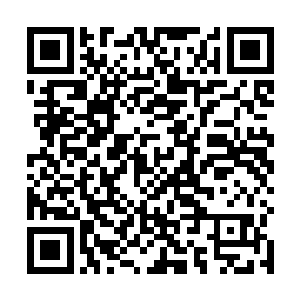 看着正和唐玥说话的墨北林知道想要阻拦已经来不及了二维码生成