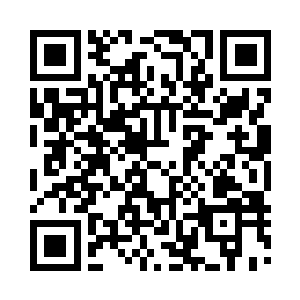 看着电视屏幕上那些公开媒体上看不到的画面二维码生成