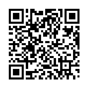 看着米璐安那可爱得让人想要捏一把的笑容二维码生成
