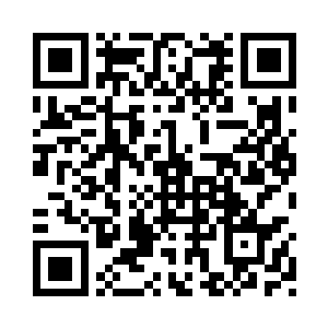 看着通讯软件上何彤彤头像是亮的二维码生成