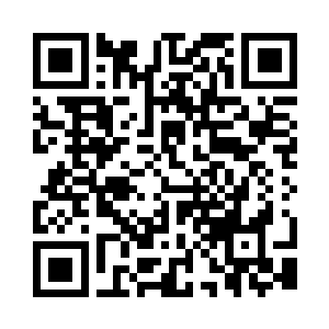 看见前方道路转角处茶摊边的一众身影时二维码生成