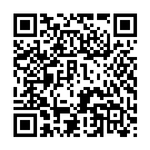 看起来他们的确是好莱坞的模范离婚夫妇……呵呵二维码生成