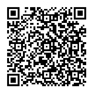 看那些美国承包商已经熟练的开始执勤并跟当地大人孝笑眯眯的交流发糖果巧克力二维码生成