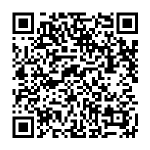 真正有修为的人便能隐隐发现中间的五座山峰排布暗合金木水火土天地五行之道二维码生成