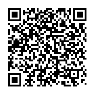 眼前不自主地就浮现出那天晚上不小心看到的浴室里萍姨曼妙的身姿来二维码生成