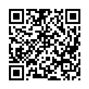 眼前是一张极其英俊潇洒阳光的男子笑脸二维码生成