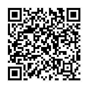 眼前是墨麒那张盛怒的俊脸和一双燃着火焰的黑眸二维码生成