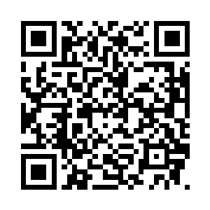 眼前的空间就出现了一道漆黑的裂痕二维码生成