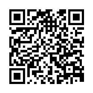 眼前这个戴着黑色面具的女孩似乎是在问我二维码生成