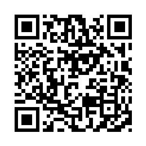 眼梢瞄了一眼里面性感的黑色蕾丝小内内二维码生成