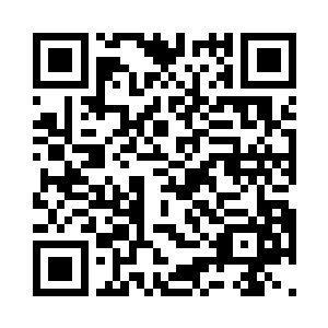眼眶里的晶莹的液体顺着脸颊流了下去二维码生成