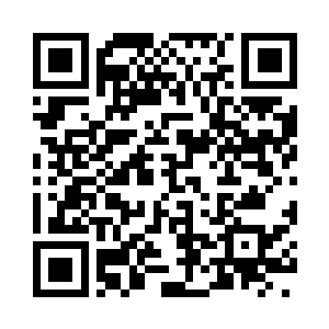 眼睁睁看着飞刀整个穿透了容世杰的身体二维码生成