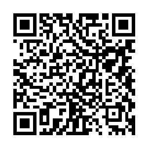 眼睛一瞄那些父母和一些熟悉的亲朋同学打电话或者发的信息二维码生成