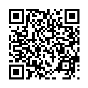 眼睛朝着那几位青衣仙人的方向转了转二维码生成
