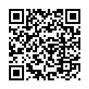 眼神里并没有戒备和敌意只有好奇二维码生成