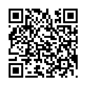 眼角的余光若有若无的扫过飞达的背影二维码生成