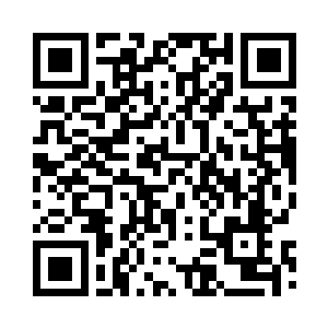 睿儿很认真地跳到了自家爹爹的面前二维码生成