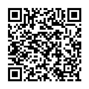 瞪着张铁和不断凭空出现在神殿之中的魔族军团二维码生成