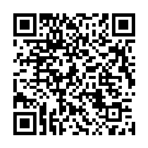 瞬间一队衣甲严整的精锐骑兵看着就像一群吊儿郎当的兵痞二维码生成