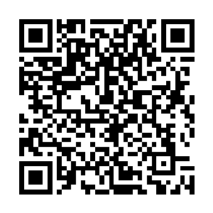 瞬间就被宇宙真空中的极度低温冻结成一枚枚浑圆的小冰珠二维码生成