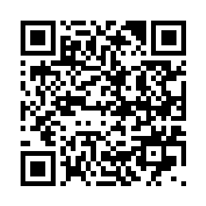 瞬间手中也是出现了一柄蓝色的飞剑二维码生成