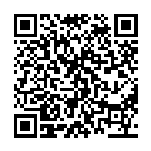 知不知道四点四十多的时候我就把这章发到作者区里来了二维码生成