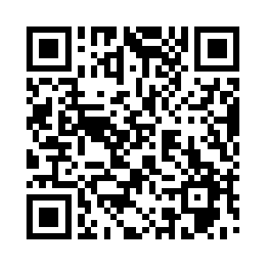 知道怀里的这个少女从小父母就不在身边二维码生成