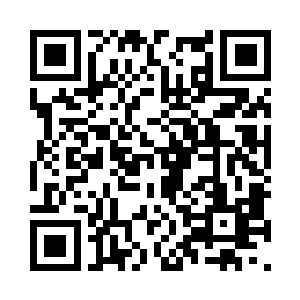 矮个路人脸上硬邦邦的神情立即化作了害怕二维码生成