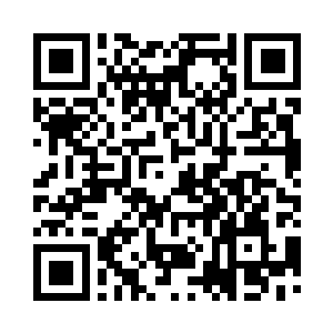 石家圣王用看白痴一般的目光盯着剑尘二维码生成