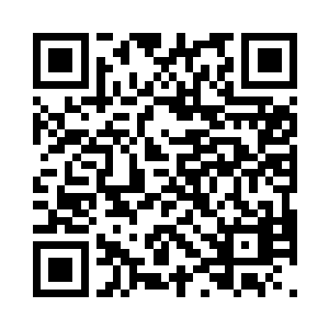 碰上这股黑雾后立刻疯狂地扭动起身躯二维码生成