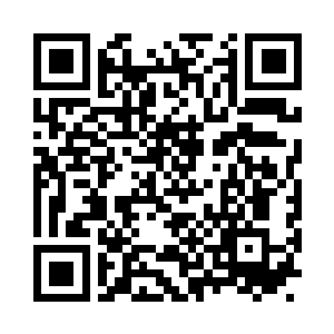 礼部左侍郎兼掌院学士徐溥正在堂中看公文二维码生成