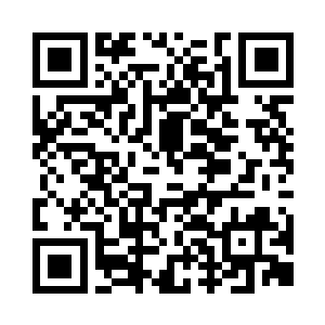 神色复杂的盯着从容自若的站殿下的女子二维码生成