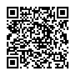 离开这集古典美与现代美为一身的女孩纤细柔软的腰肢二维码生成