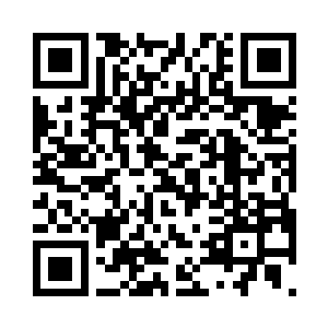 离飞升之地无名峰最近的其他十八峰上二维码生成