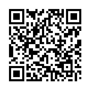 秋意瑟对着东黎墨没有什么多余的表情二维码生成