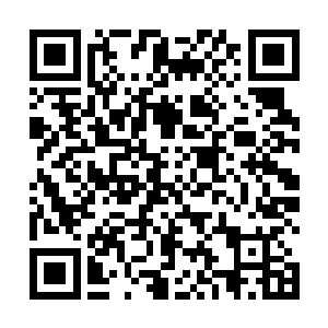 秦博明人还未到录音棚就被助理告之他又上了搜索头条二维码生成