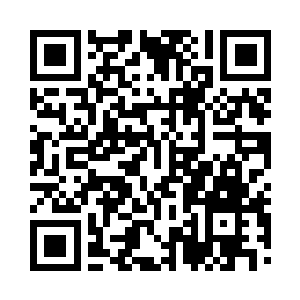 秦博明看到李爸李妈立时笑着过来打招呼二维码生成