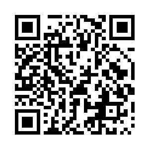 秦宇上前很自觉的接过孟瑶手里的包包二维码生成