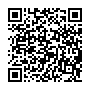 秦宇便发现自己的身形不受控制的朝着漩涡飘去二维码生成