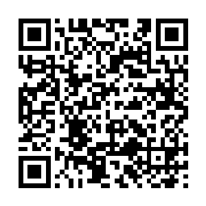 秦宇便是察觉到了张泽涛的父亲身上有着两道因果二维码生成