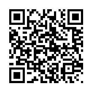 秦宇和莫咏欣双双坠落到一条河流中二维码生成