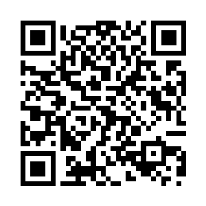 秦宇开始缓慢的朝着外面广场中心的雕像走去二维码生成