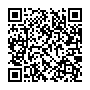 秦宇记得他曾经在一本古书杂谈中看到过一则事迹二维码生成